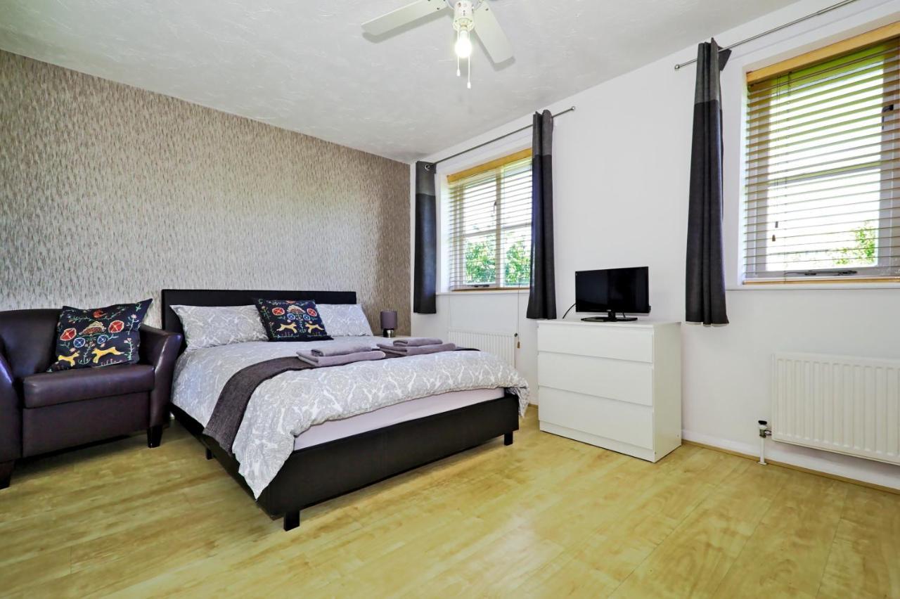 Harlinger Lodge Annexe Лондон Экстерьер фото
