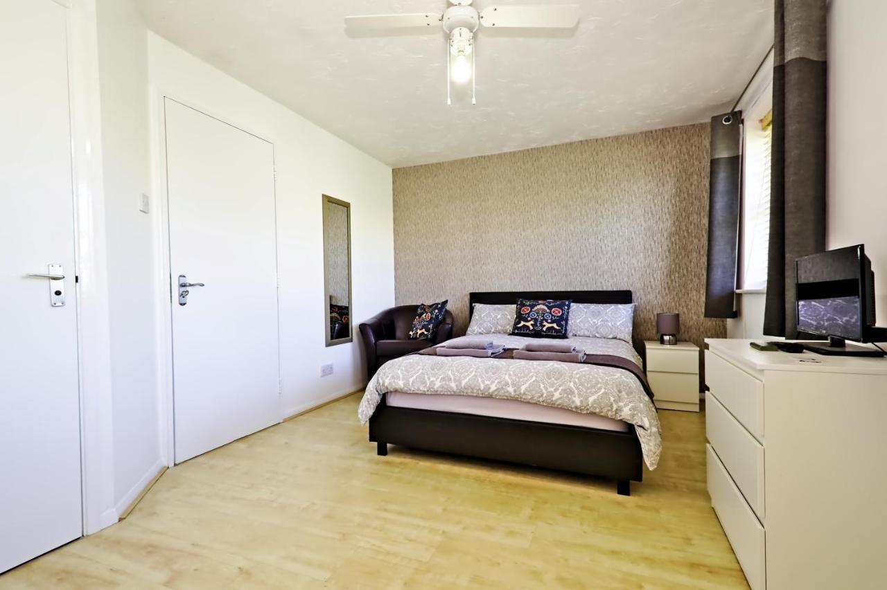 Harlinger Lodge Annexe Лондон Экстерьер фото